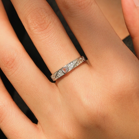 Vintage 925 Sterling Silver Pink Heart Zirconia Ring Delicate Hollow Pattern Exquisite Finger Ring For Women Wedding Party Jewelry