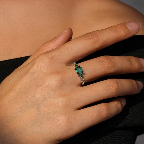 Vintage 925 Sterling Silver Emerald Cut Green Gemstone Ring For Women Luxury Square Zirconia Inlaid Geometric Jewelry Finger Ring