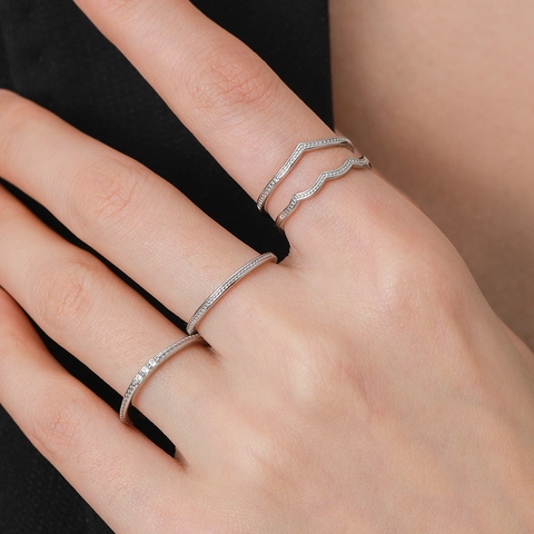 925 Sterlingsilber Minimalistischer Ring Für Damen Stapelbarer Bandring Zirkonia-Einlage Vintage Milgrain Mattierte Textur Schmuck
