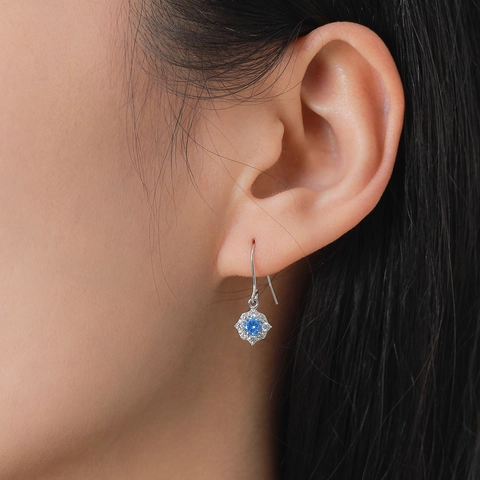 925 Sterling Silber Seeblau Zirkonia Blumen Ohrhänger Elegant Frisch Lady Ohrhaken Damen Mode Eingelegter Schmuck