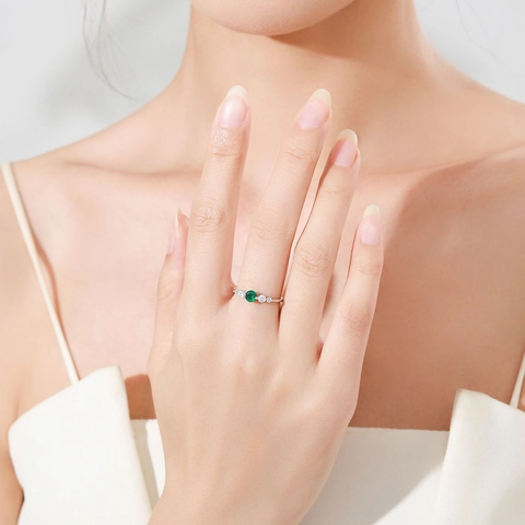 Elegant 925 Sterling Silver Green Zirconia Ring For Women Luxury Round Geometric Five Stone Inlaid Finger Ring Jewelry Gift