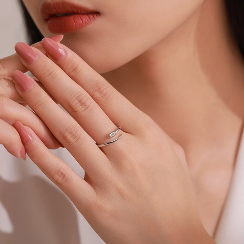 925 Sterling Zilver Slang Open Ring Voor Vrouwen Verstelbaar Fonkelende Zirconia Minimalistisch Dier Ontwerp Luxe Hand Sieraden Cadeau