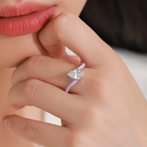 Anello in Argento Sterling 925 con Zirconia a Goccia Elegante Fascia a Onda in Smalto Viola Gioielli di Moda di Lusso Leggero per Donna Regalo di Nozze