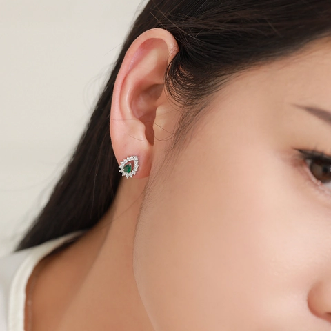 Orecchini a Bottone Goccia d'Acqua in Argento Sterling 925 Zirconia Verde Elegante Forma di Pera Intarsiato Gioielli Donna
