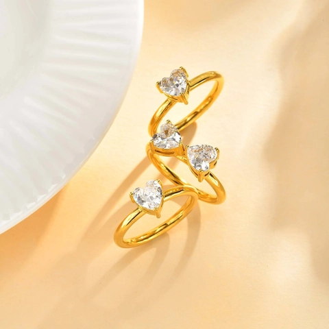 Luxe Roestvrij Staal Hartvormige Strass Klavertje Vier Open Stapelbare Ring Voor Dames Verguld Niche Ontwerp Sieraden