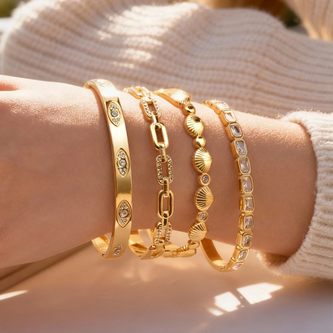 Edelstahl Leichter Luxus-Nische Strass Böser Blick Muschel Offener Armreif Für Damen Gold Galvanisiert Mode Handschmuck