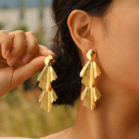 Elegantes Pendientes de Cobre Bañado en Oro 18K Forma de Hoja Borla Con Poste de Plata de Ley 925 Joyería de Moda para Mujer