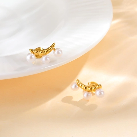 Eleganti Orecchini a Bottone con Perle a Sorriso in Ottone Placcato Oro Vintage Francese per Donna Gioielli con Perno in Acciaio Inossidabile