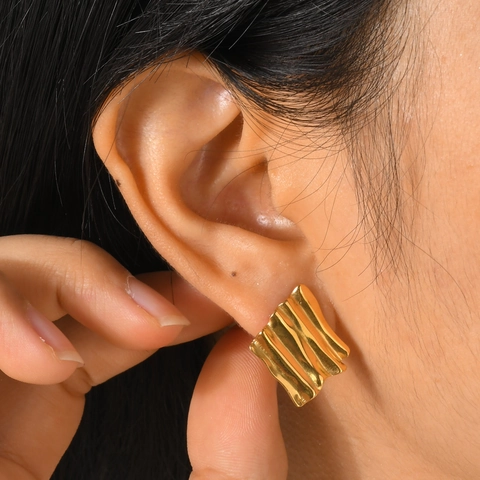 Elegant Copper Gold Plated Irregular Wrinkled Leaf Round Stud Earrings With 925 Sterling Silver Post For Women Modern Jewelry