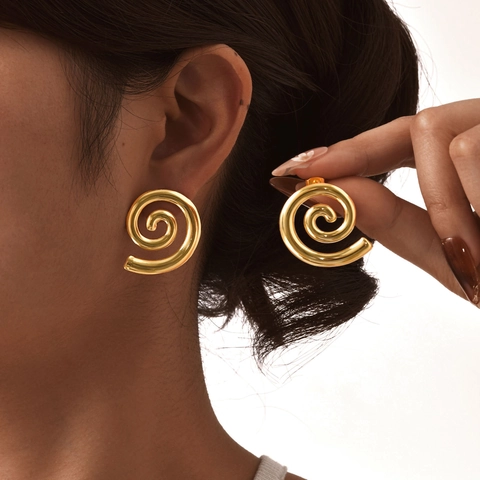 Minimalistische 18K Vergoldete Kupfer Geometrische Spiral Ohrstecker Für Damen Mit 925 Sterlingsilber Ohrstecker-Stift Moderner Modeschmuck