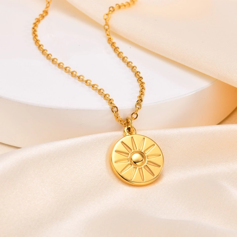 Women Stainless Steel Gold Plated Round Sunburst Coin Pendant Necklace Adjustable Chain Hypoallergenic Fashion Jewelry