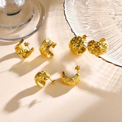 Orecchini a C Dorati con Texture Irregolare Alla Moda per Donna Orecchini a Cerchio Geometrici Minimalisti Placcati in Oro 18K