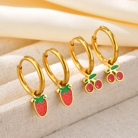 Pendientes de Aro con Colgante de Fresa y Cereza para Mujer Latón Chapado en Oro de 18K Poste de Acero Inoxidable Joyería