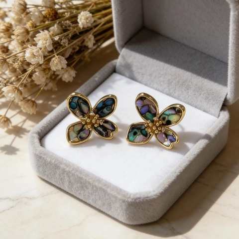Boucles d'Oreilles Clous Florales en Cuivre Plaqué Or Vintage Français Coquillage Naturel Multicolore Strass Fleurs Femmes Bijoux