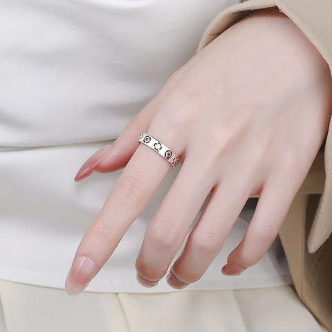 S925 Sterling Silver Four Leaf Clover Hollow Adjustable Ring Colorful Zirconia Inlaid Vintage Niche Design Elegant Finger Jewelry For Women