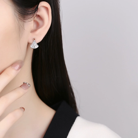 925 Sterlingsilber Fächerförmige Relief-Ohrstecker Mit Rotem Strass Vintage Chinesischer Stil Eleganter Schmuck Für Damen