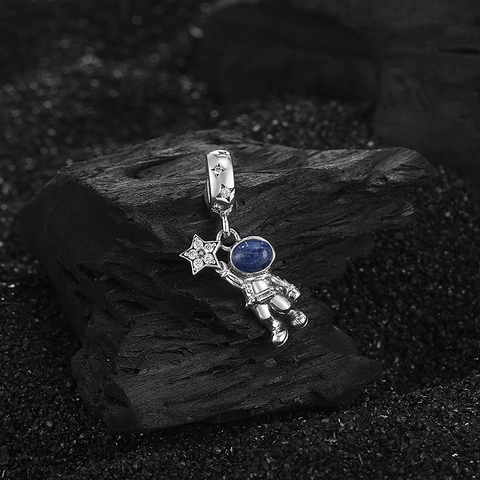 Colgante de Astronauta y Estrella de Plata de Ley 925 Acabado Antiguo Amuleto Explorador Espacial Mujer Estrás Esmalte Azul Joyas