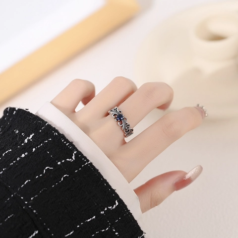 Vintage 925 Sterling Silver Blue Zirconia Ring For Women Hollow Textured Oxidized Adjustable Open Finger Ring Fashion Jewelry
