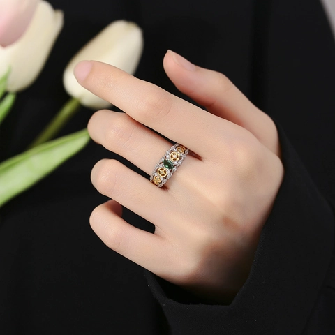 Anello in Argento Sterling 925 con Zirconia Verde Vintage Traforato Ovale Regolabile Aperto Contrasto Oro Argento Gioielli