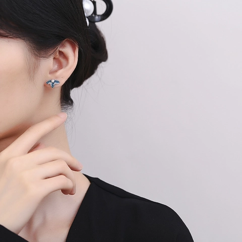 S925 Sterling Silver Three-Petal Flower Stud Earrings With Blue Enamel And Artificial Pearl Vintage Style Jewelry For Women