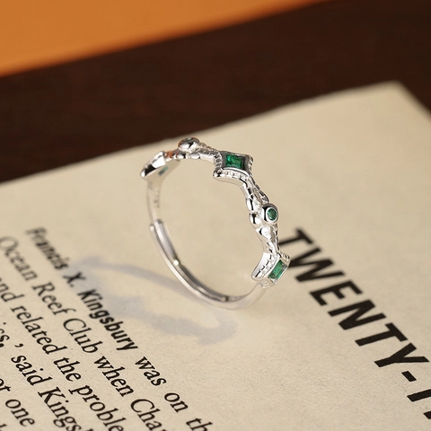 Anello Aperto in Argento Sterling 925 Vintage Zirconia Verde Smeraldo Motivo a Vite Retrò Intaglio Gioielli Regolabili da Donna