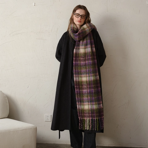 Checkered Tassel Scarf For Women Thick Warm Winter Plaid Wrap Soft Polyester Yarn Dyed Shawl Vintage Fashion Neck Warmer