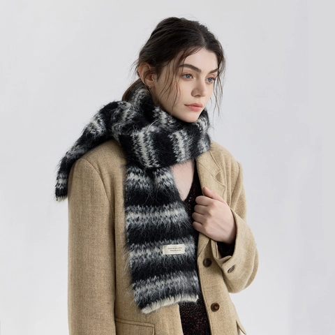 Écharpe en Tricot à Rayures Style Coréen pour Femmes Hiver Chaud Mélange de Laine Douce Peluche Rayée Casual Tour de Cou