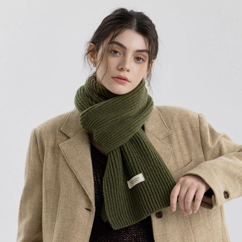 Écharpe d'Hiver Minimaliste en Maille Côtelée pour Femmes Couleur Unie Imitation Cachemire Douce Chaude Accessoire Mode