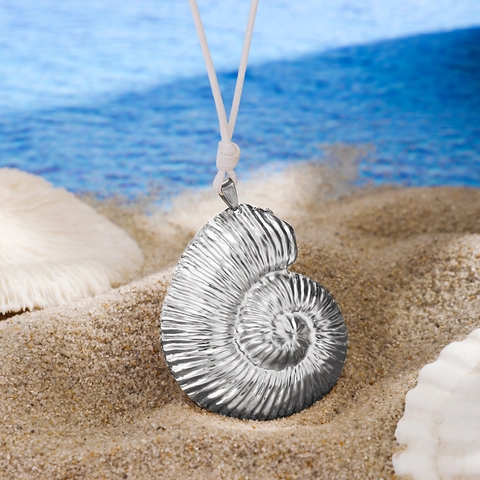 Collana con Ciondolo a Forma di Conchiglia Nautilus Argento Bohemien Donna Stile Oceano Spiaggia Lega Fossile Gioielli