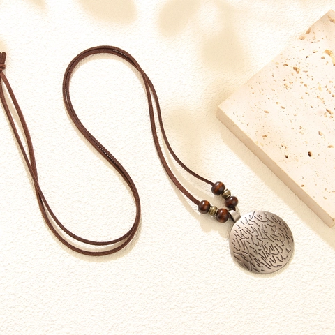 Collar con Colgante Redondo Vintage para Mujeres Hombres Cuerda de Cuero de Vaca Cadena de Suéter Larga Ajustable Joyería Étnica Bohemia con Cuentas de Madera