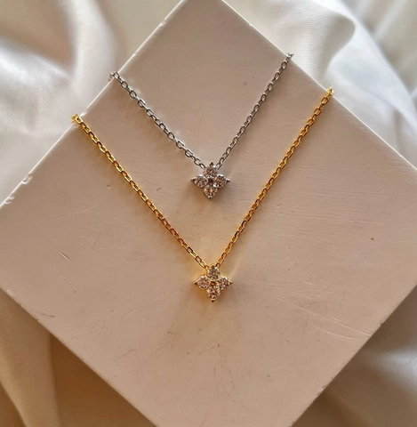 925 Argento Sterling Quadrifoglio Pendente Collana per Donna Minimalista Strass Intarsiato Catena della Clavicola Elegante Fiore Gioielli Regalo