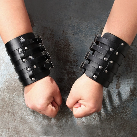 Parabraccia in Vera Pelle Punk Protezione Braccio in Pelle Bovina Cinturino Regolabile Fibbie in Lega Borchie Uomo Accessori