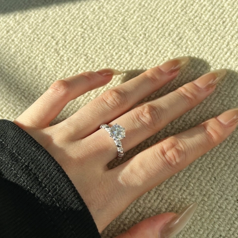 Bague Moissanite 2 Carats Argent Sterling 925 Anneau Torsadé Six Griffes Couronne Bague de Fiançailles Mariage Bijoux Femme