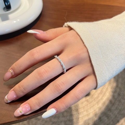 925 Sterling Silver Moissanite Ring Spiral Twist Design Pavé Moissanite Wedding Anniversary Fashion Jewelry Ring For Women