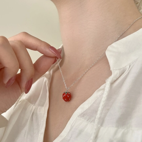 Simpatica Collana con Pendente a Fragola in Argento Sterling 925 per Donna Dolce Frutto Rosso Smaltato Delicata Catena Gioielli Regalo