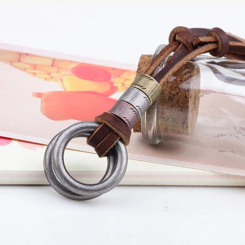Retro Men Double Circle Pendant Cowhide Leather Rope Necklace Industrial Style Adjustable Alloy Pendant Brown Jewelry Gift