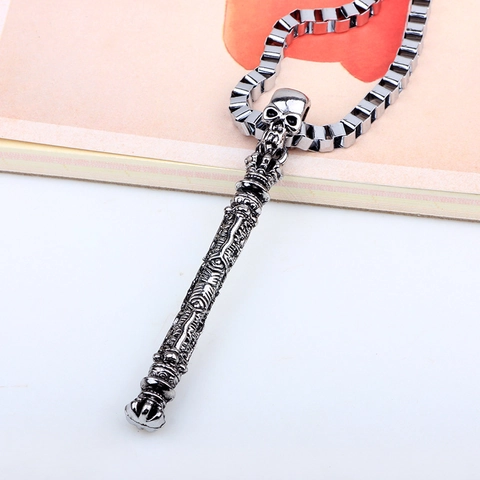 Collana con Pendente a Forma di Scettro e Teschio Gotico Vintage da Uomo Corona Medievale in Lega Catena Veneziana Gioielli