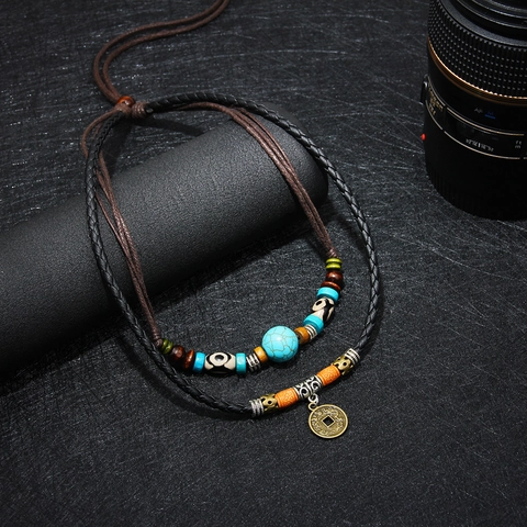 Collier Superposé en Cuir de Vache Vintage pour Hommes Avec Pendentifs Pièce Croix Feuille en Alliage Bijoux Ethniques Bohèmes