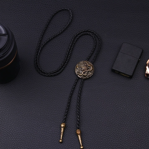 Vintage Draak Patroon Bolo Tie Voor Mannen Vrouwen Retro Legering Hanger Gevlochten Leren Koord Lange Ketting Western Cowboy Punk Sieraden