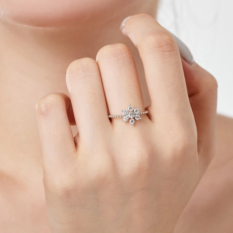 Elegante Anello a Fiocco di Neve in Argento Sterling S925 con Zirconia per Donna Brillante Anello Intarsiato Gioielli