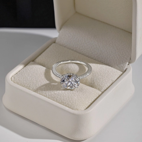 Exquisite 925 Sterling Silver Oval Zirconia Ring Four Prong Pave Setting Engagement Wedding Ring For Women Fashion Jewelry