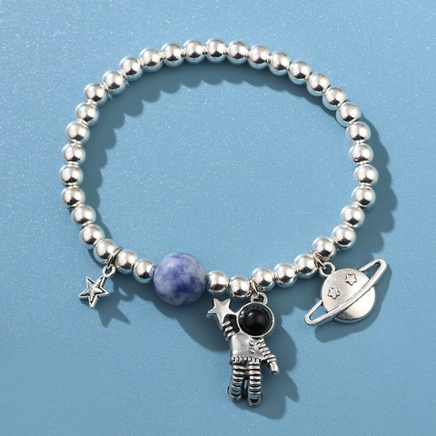 Pulsera de Cuentas con Dije de Astronauta Planeta Estrella de Aleación en Tono Plateado Tema Espacial Estilo Dulce y Fresco Pulsera de Diseño de Nicho para Mujer