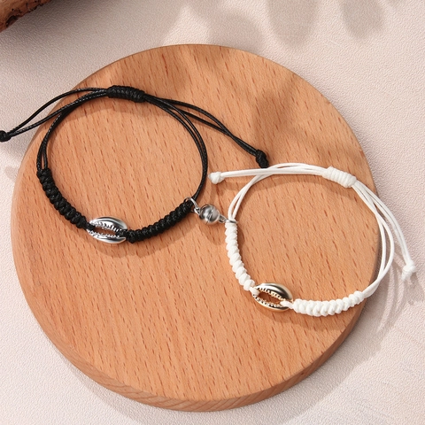 Bracelets de Couple en Corde Tressée à la Main Avec Pendentif Coquillage Attraction Magnétique Bijoux Réglables Pour Amants Amis