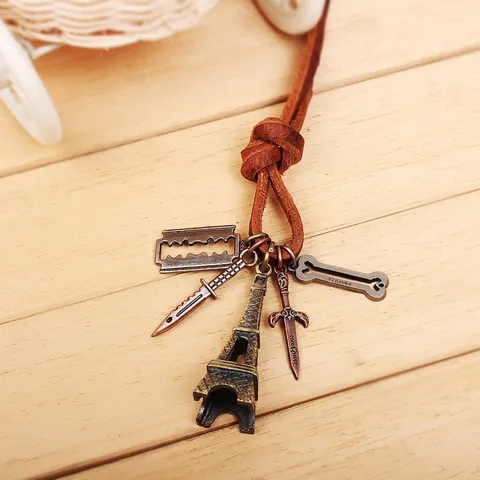 Collier Pendentif Vintage Multi-Éléments Tour Eiffel Romantique Française Pour Hommes Corde en Cuir Brun Breloques en Cuivre Bronze