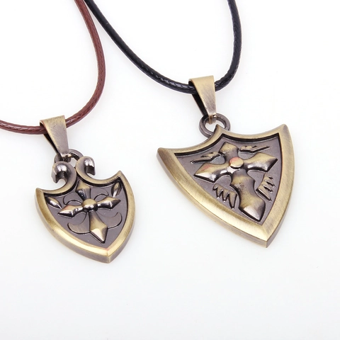 Vintage Römischer Schild Kreuz Anhänger Halskette Retro Bronze Legierung Flügel Geprägtes Medaillon Für Herren Damen Fantasy Schmuck Geschenk