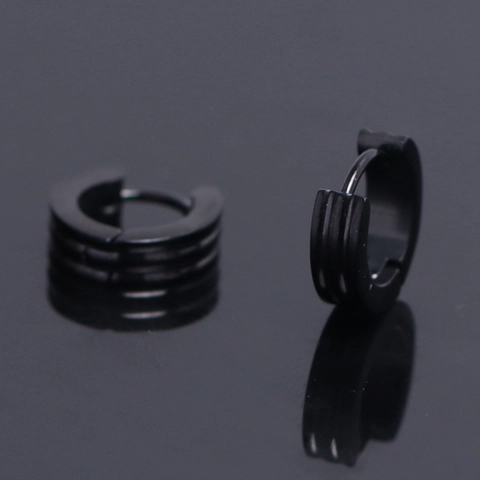 Minimalist Stainless Steel Huggie Hoop Earrings Unisex Grooved Texture Electroplated Punk Ear Clips Gold Silver Black Jewelry