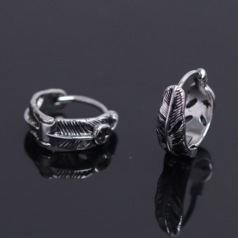 Men Stainless Steel Hoop Earrings Vintage Oxidized Feather Fleur-De-Lis Peace Symbol Ear Buckle Fashion Jewelry