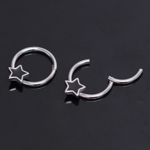 Mode Roestvrij Staal Ster Oorbellen Persoonlijkheid Zwart Emaille Vijfpuntige Ster Hoepel Sieraden Voor Mannen Unisex