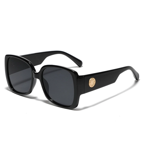 Oversized Square Sunglasses For Men Women UV400 Protection PC Frame Metal Rivet Vintage Individual Trend Hip-Hop Fashion Eyewear