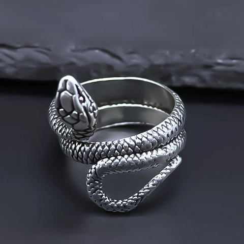 Vintage Punk Snake Wrap Ring Alloy Antique Silver Cobra Ring For Men Women Gothic Animal Jewelry Adjustable Statement Ring